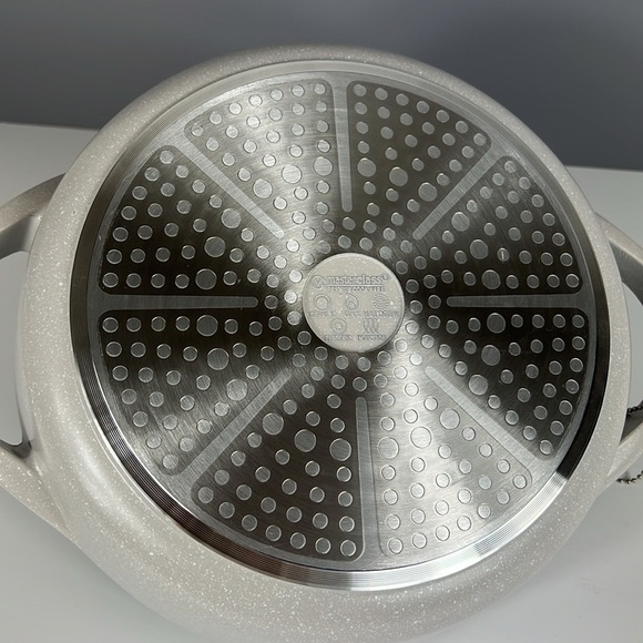 Masterclass Premium Cookware Collection 9.5" 2.6 qt Low Casserole Pot Pan NEW - Picture 8 of 9